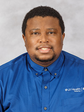 Bamncedile Sydwell Nkosi, capellán del personal vespertino, Cuidado Espiritual